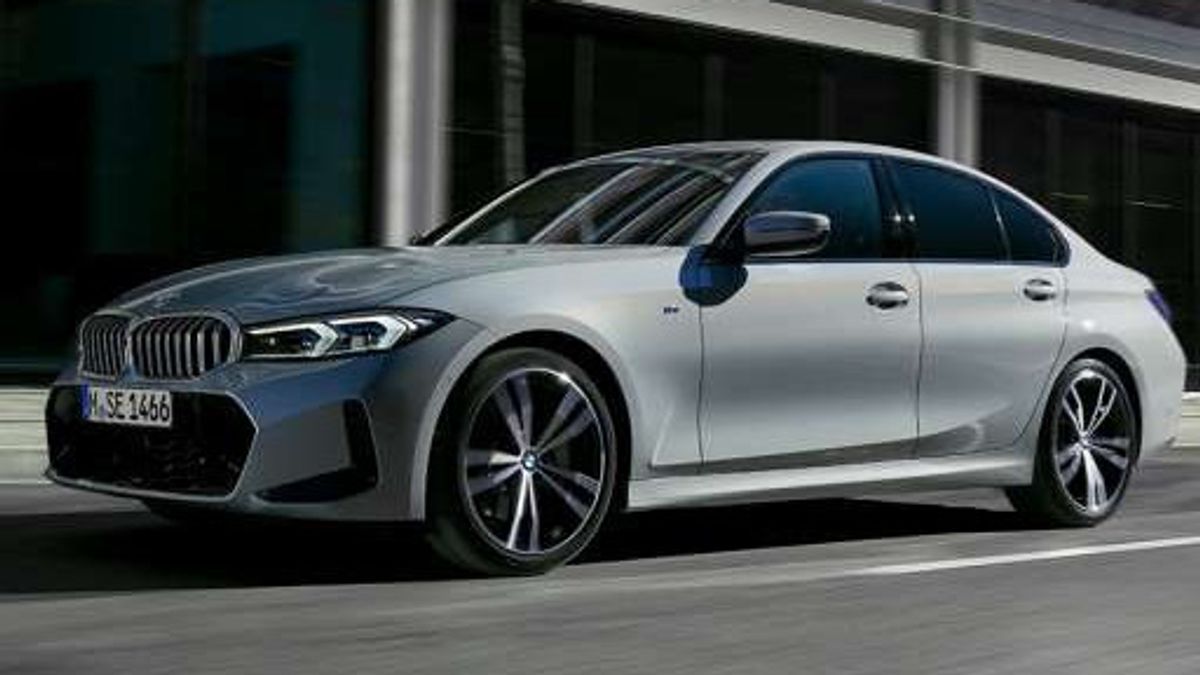 BMW Hadirkan 330i Terbaru di Malaysia 