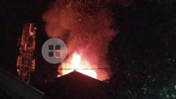 電気的短絡の疑い、ヤクセルの住宅用ボーディングハウスが火災に遭う