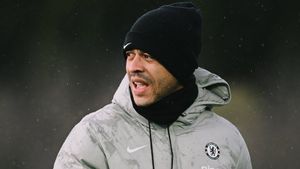 Liam Rosenior Dapat Ejekan di Media Sosial, Pemain Chelsea Ikut Menertawakan