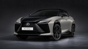 Lexus présente son RZ 550e F Sport en Europe et présente un système de simulation des mutations dents