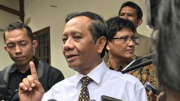 Mahfud MD Tanggapi Pencabutan Perpres Miras oleh Jokowi
