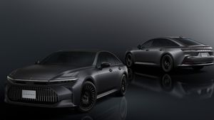 70周年を迎えるトヨタは、日本で2つのクラウンZスペシャルエディションを発表します