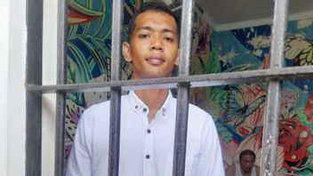 Malaysian Citizen Who Smuggled Methamphetamine In His Stomach When He Came To Bali Was Sentenced To 8 Years In Prison