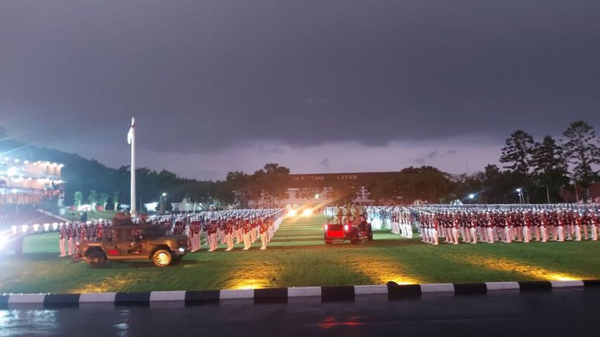 Prabowo-Gibran Heavy Rain During Inspection Of Senja Parade Troops