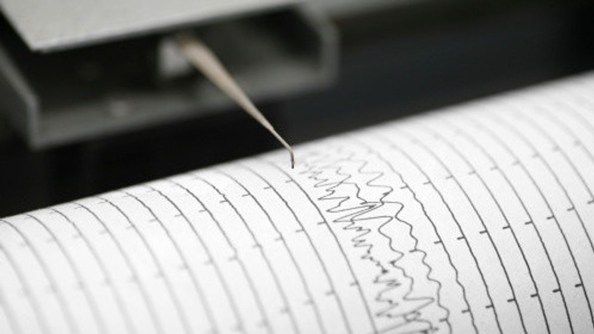 M地震 6.7 和 6.4 Guncang Vanuatu