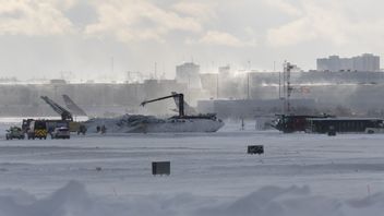 Investigators Send Black Boxes Of Delta Air Lines Plane Overturned While Landing In Toronto