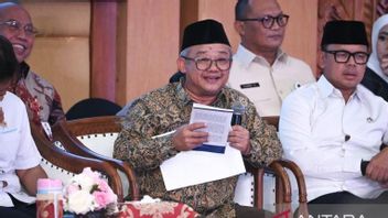 Minister of Education: Education Budget to be Increased, Not Cut for MBG