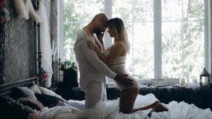 Remaja hingga Usia Lanjut, Begini Cara Kerja Hasrat Seksual di Tubuh Pria dan Wanita