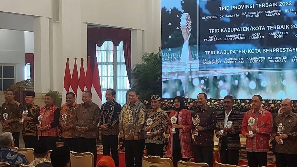 Jokowi Reminds Regions To Prepare Hungry Food Reserves In Puncak Regency