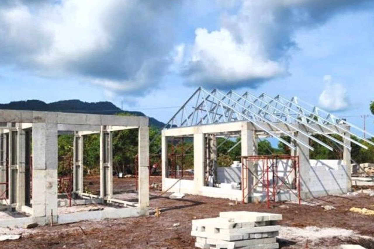 PUPR大臣は、ナトゥナの地滑りの犠牲者のための開発を加速するために住民を巻き込みます