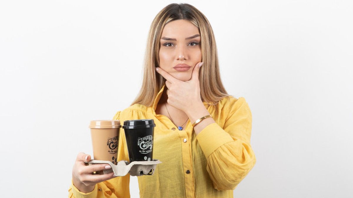 5 آثار جانبية للشرب من القهوة على الجلد ، حذار من تناول الكافيين الزائد