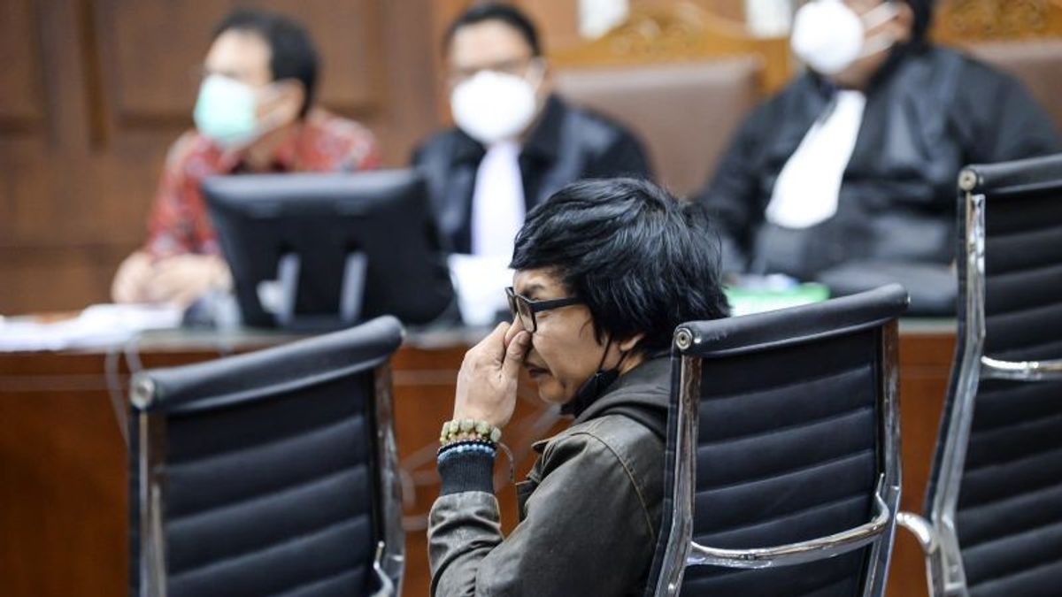 At The Conference, Aliza Gunado Denied Being A Person Close To Azis Syamsuddin