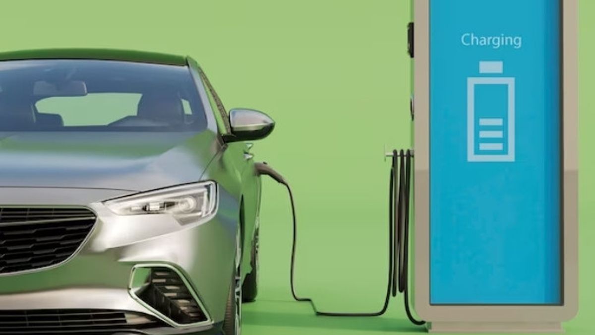 廉价电动汽车多余补贴的存在,法国在2023年创下了电动汽车销售记录