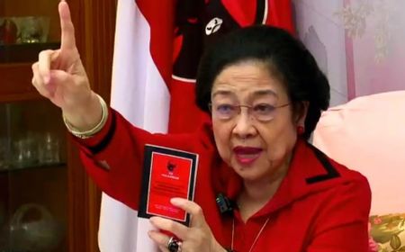 Megawati Bakar Semangat Kader PDIP: Rajin Turun ke Bawah, Jangan Pakai Joki!