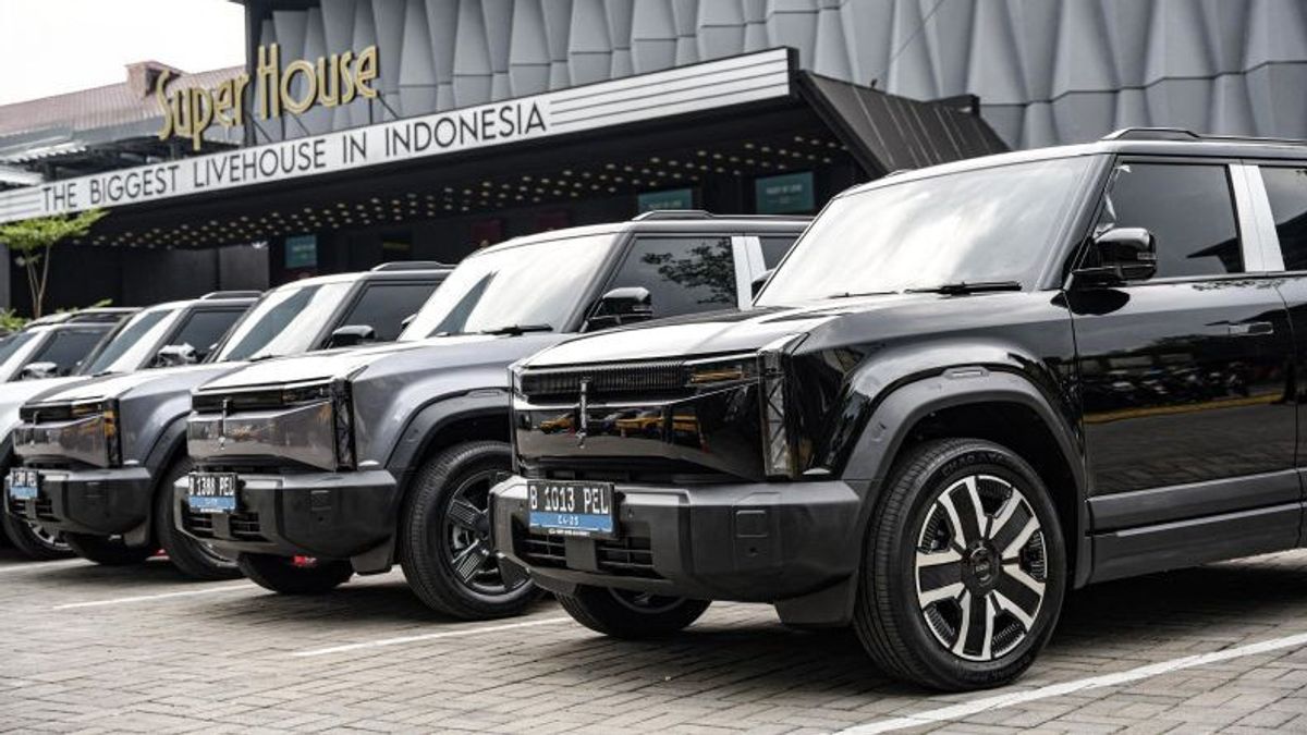 Sebanyak 2.000 Mobil Listrik Chery J6 Diserahkan kepada Konsumen