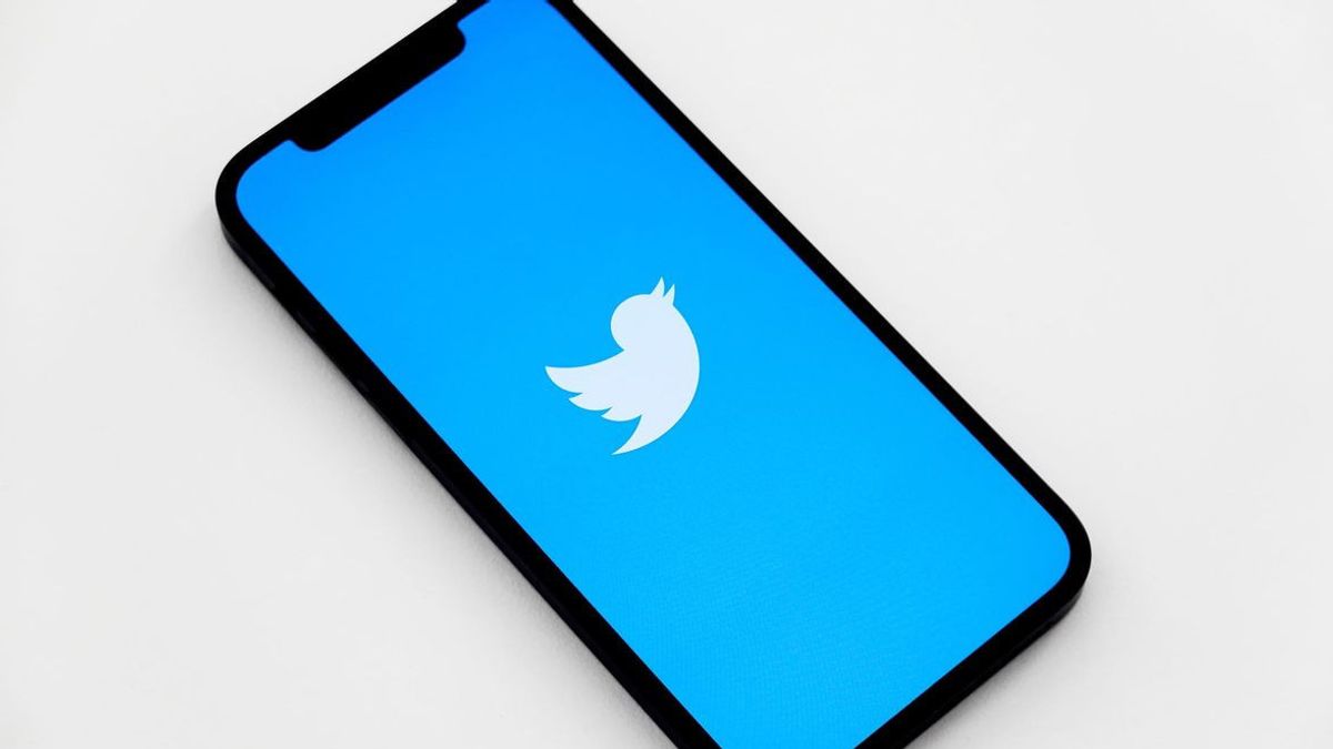 Twitterの上司は、会社の株式を100%買いたいイーロンマスクに振り回されないように従業員に頼む