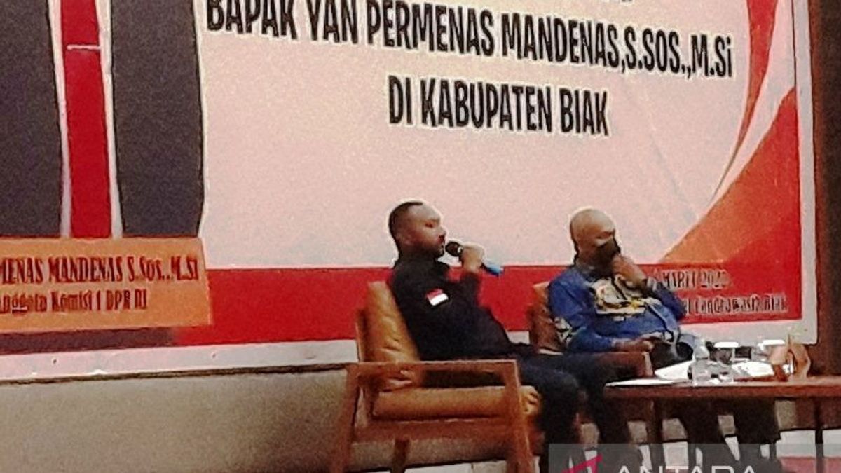印度尼西亚众议院议员建议比亚克机场作为巴布亚航班的中转站