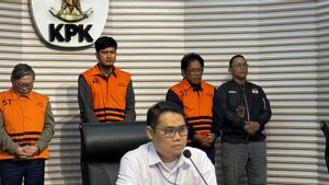 Dirut Inhutani V Minta Mobil Baru ke Pihak Swasta Saat Bertemu di Lapangan Golf