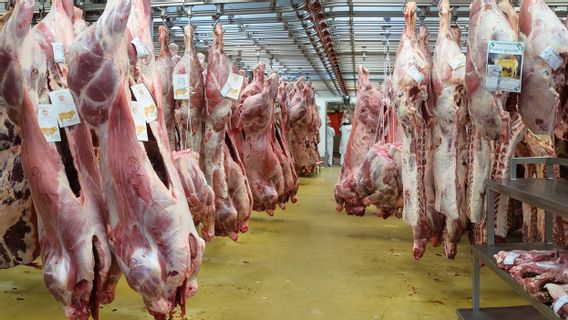 China Suspends Beef Imports And Asks Lithuania To Learn From Mistakes Over Taiwan Embassy?