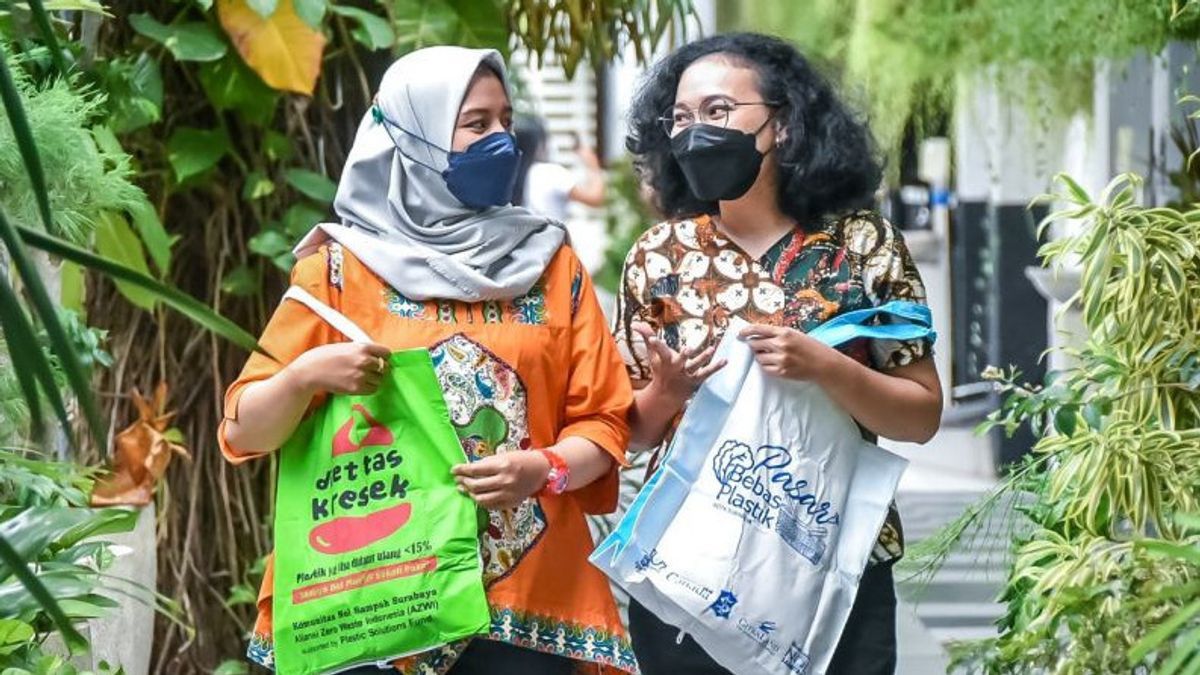 Larangan Kantong Plastik di Surabaya, Pemkot Bakal Kenakan Sanksi Administrasi