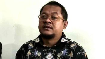 Bawaslu Cirebon要求Ummat党了解道德，不得在at-Taqwa大清真寺升旗