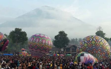 Dilema Balon Udara Lebaran: Perlukah Tradisi yang Membahayakan Dipertahankan?