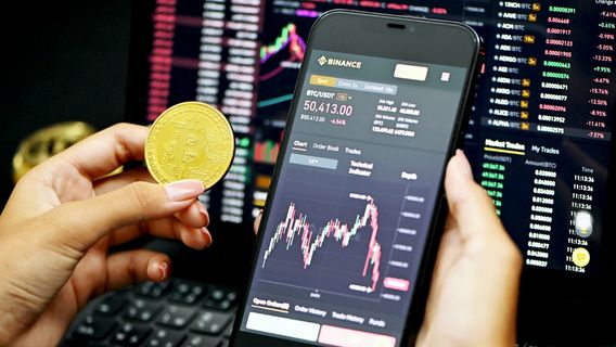 متداول بيع بيتكوين ، حوت نيروك BTC