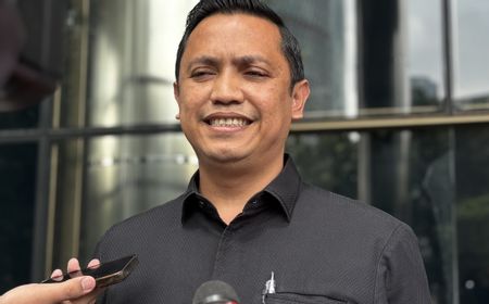 Pengacara Klaim Dapat Pesan WA dari KPK: Kasus Hasto Dilimpahkan ke Pengadilan Besok