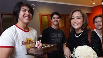 Maia Estianty's Birthday, Dul Jaelani Wants To Add A Younger Brother