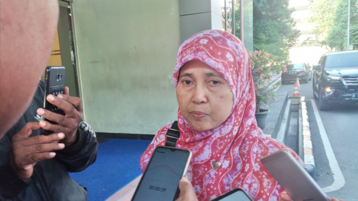 Depok Health Office: Not All COVID-19 Patients Must Be Treated At The Hospital