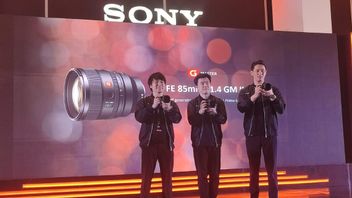 Sony présente son caméra ZV-E10 II lors du Alpha Festival 2024