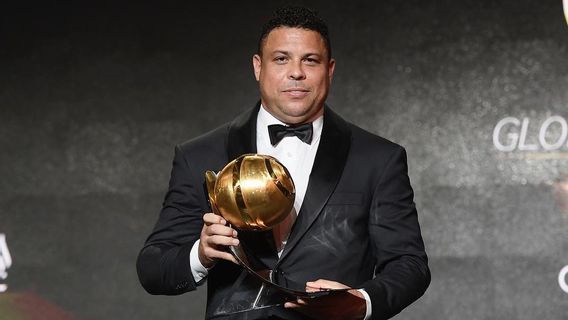 Tentang Ronaldo Nazario: Gol Favorit, 256 <i>Nutmeg</i>, dan Potongan Rambutnya yang Konyol