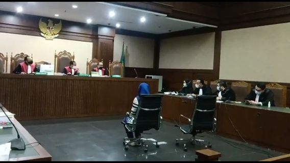 Tangis Jaksa Pinangki saat Bertemu Anita Kolopaking di Ruang Sidang: Maaf Kalau Ada Salah, Kita Bersahabat