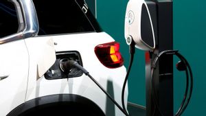 Kemenko Marves Sebut Elektrifikasi Kendaraan untuk Kurangi Polusi