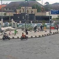 Yogyakarta Bongkar Pembatas Titik Nol Kilometer