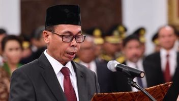 Firli Bahuri被暂时解雇,Jokowi立即表明Nawawi Pomolango成为KPK代理主席