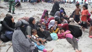 警方在朗卡特北苏门答腊岛逮捕的62名罗兴亚难民中有5人:他们因为饥饿而逃跑的原因