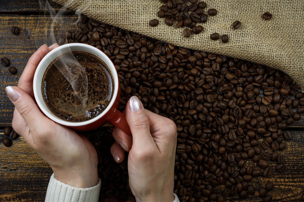フィルターコーヒーとインスタントコーヒーの5つの違いを見ると、どちらが好きですか?