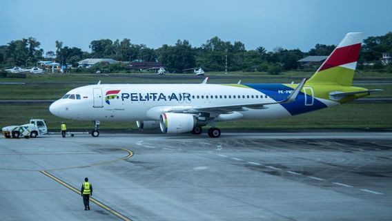 爆弾を運ぶために冗談を言ったペリータ航空の乗客はPOMラヌダルジュアンダで確保されました
