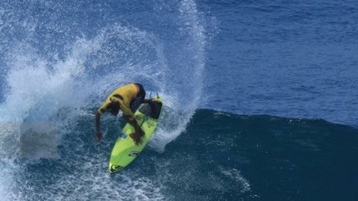 Surfer Rio Waida Makes Sure To Show Up At The Tokyo Olympics
