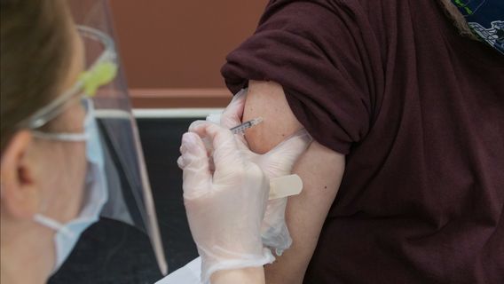 Inggris Targetkan Dosis Ketiga Vaksin COVID-19 Bagi Seluruh Penduduk Berusia Di Atas 50 Tahun 