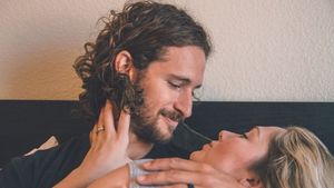 5 Tips Meningkatkan Kualitas Hubungan Seksual bagi Pasutri Muda yang Baru Menikah