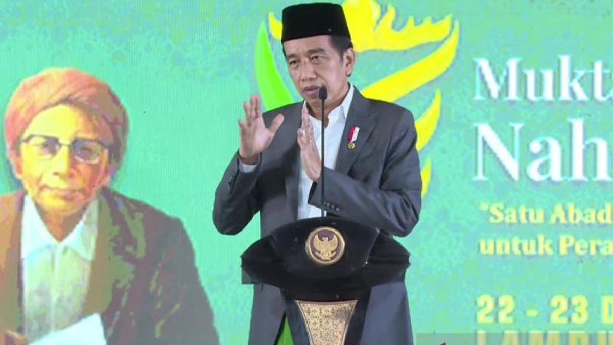 افتتاح موكتامار NU 34، وقال الرئيس Jokowi دور كياي في خلافة حقن لقاح استرازينيكا