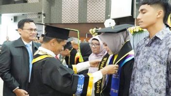 ULM تطلق UKT 200 طالبًا متأثرًا بكارثة سومطرة