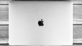 アップルはMacBookの生産をタイに拡大し、中国への依存を回避します