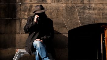 Is Your Phone Tapped? These Are 7 Ways To Find Out If There Is A Wiretapping On Your Cellphone