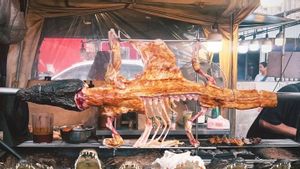 だから人気の食べ物、熱意のタイ市民サンタップワニ肉