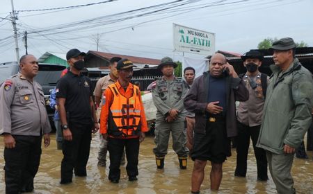 Tim SAR Terus Cari Korban Banjir dan Longsor Papua