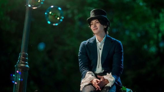 Ji Chang Wook Jadi Pesulap yang Jago Nyanyi dalam Trailer <i>The Sound of Magic</i>