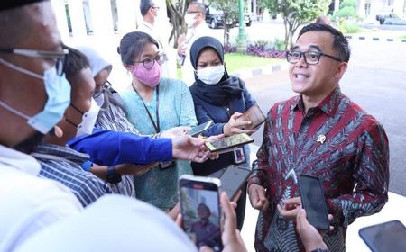 Diperintah Jokowi, Menpan RB Bahas Opsi Alternatif Soal Honorer Bersama Asosiasi Pemda